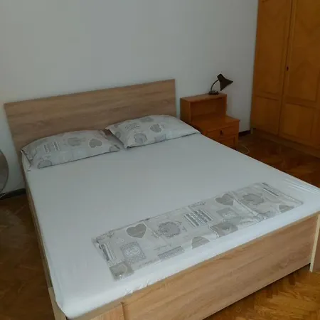 Apartment Spacious Budget *